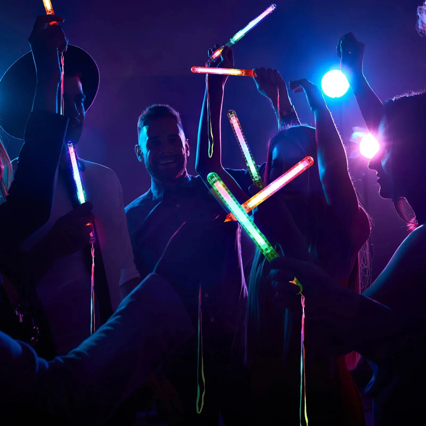 12/24/48Pcs Glow Fiber Wands Sticks LED Flashing Stick Light up Stick Colorful Fiber Optic Wands For Wedding Glow Party Favors